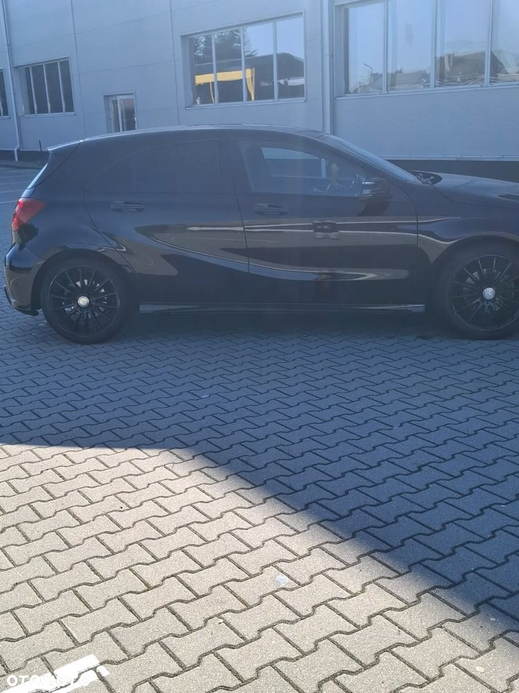 Mercedes-Benz Klasa A 180 AMG Line - 2