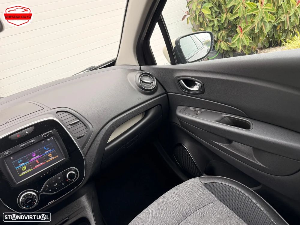 Renault Captur 1.5 dCi Exclusive - 17