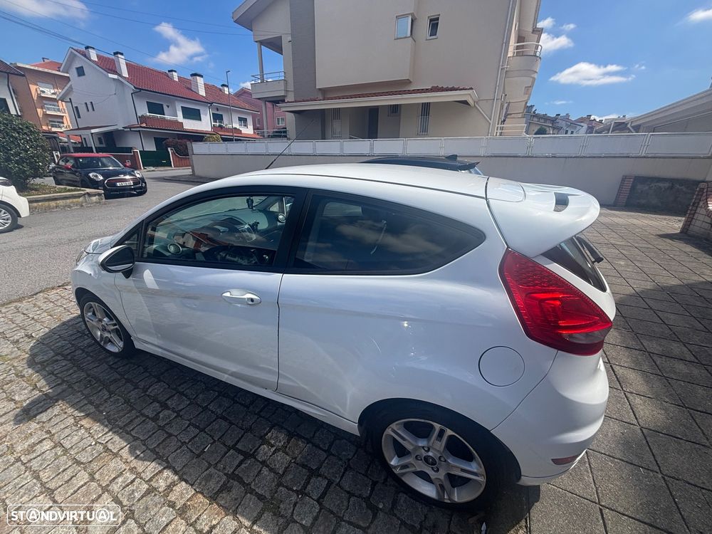 Ford Fiesta 1.25 Trend - 11