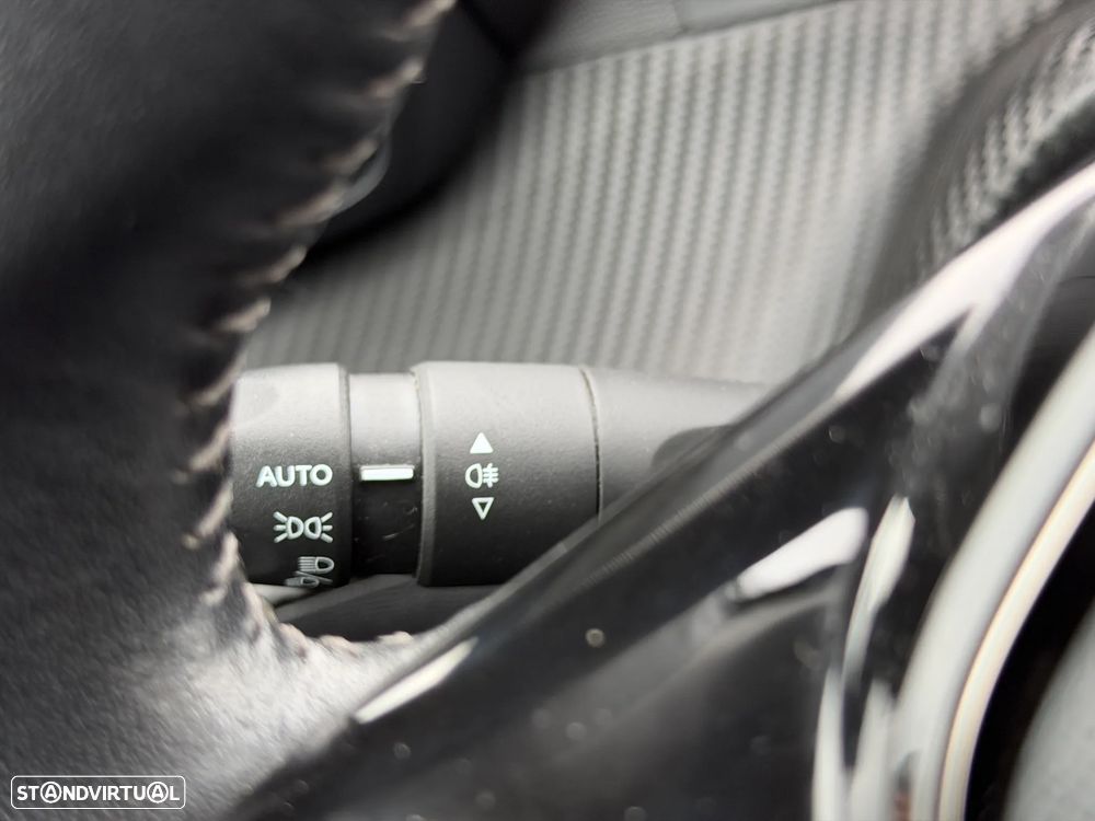 Peugeot 208 1.2 PureTech Active Pack - 8