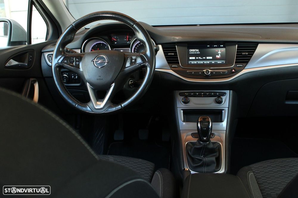 Opel Astra Sports Tourer 1.5 D S&S Business Edition - 5