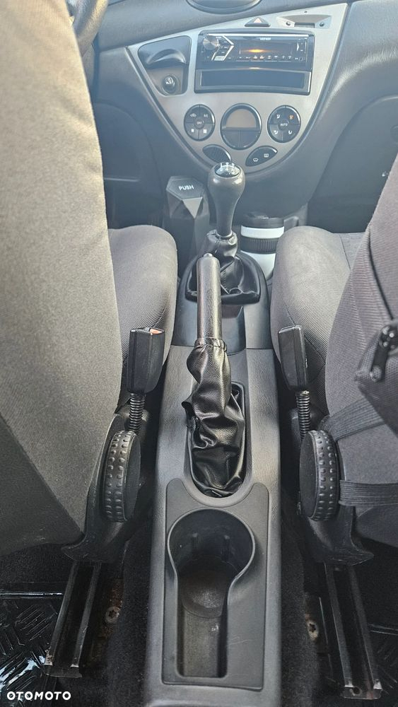Ford Focus - 14