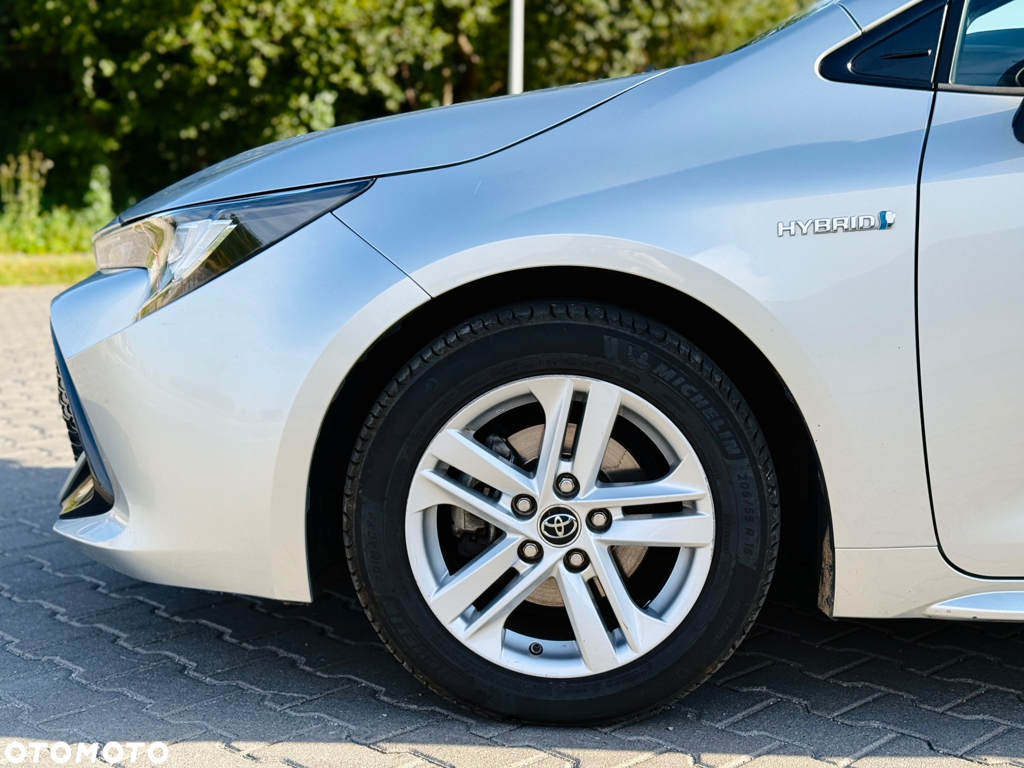 Toyota Corolla 1.8 Hybrid Active - 19