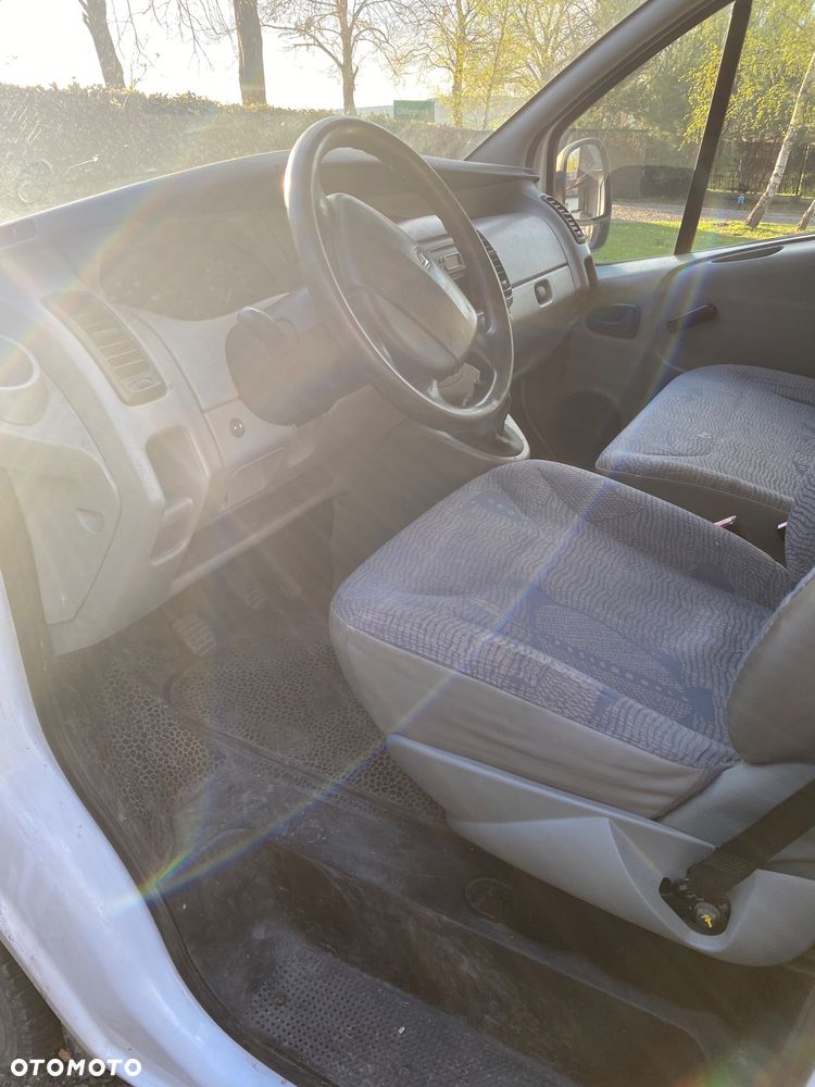 Renault Trafic Passenger Authentique - 7