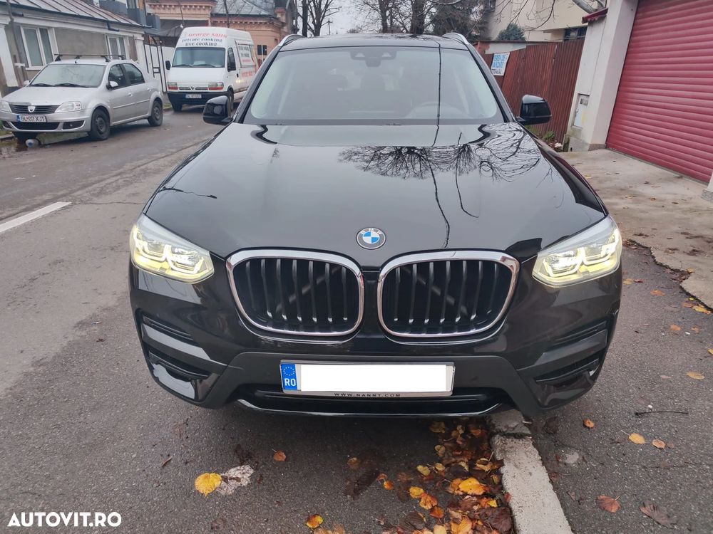 BMW X3 xDrive20d AT Luxury Line - 3