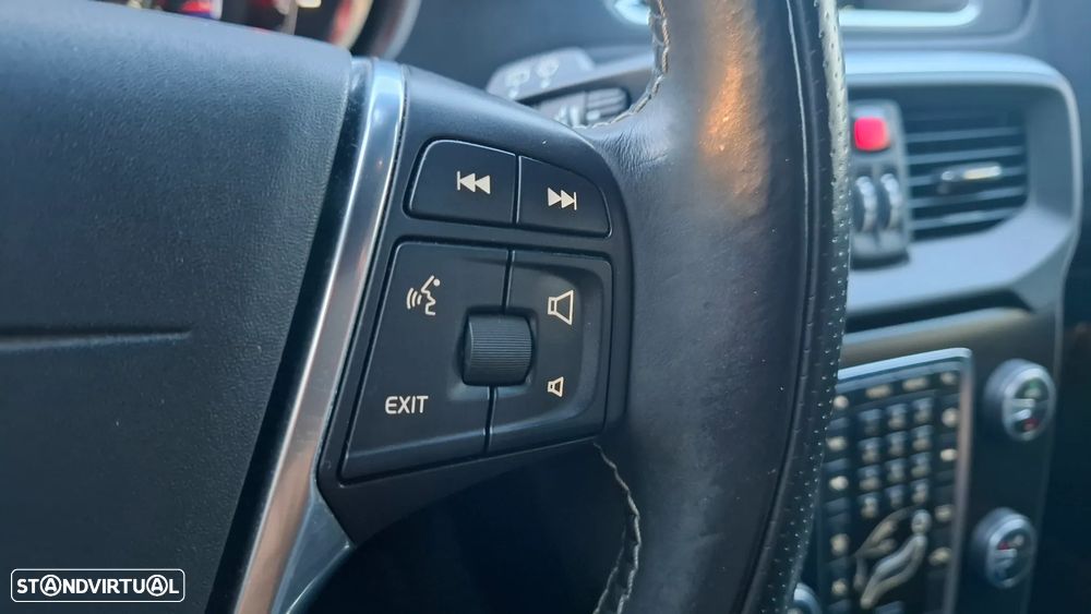 Volvo V40 2.0 D2 R-Design - 41