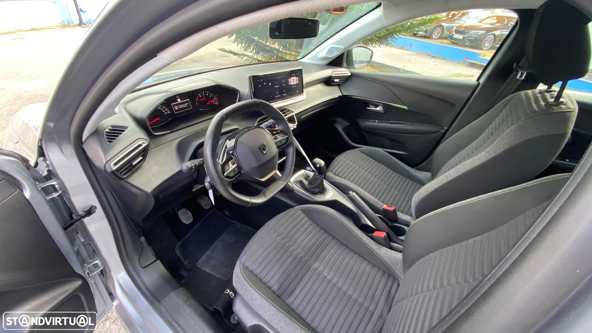 Peugeot 208 1.2 PureTech Active Pack - 19
