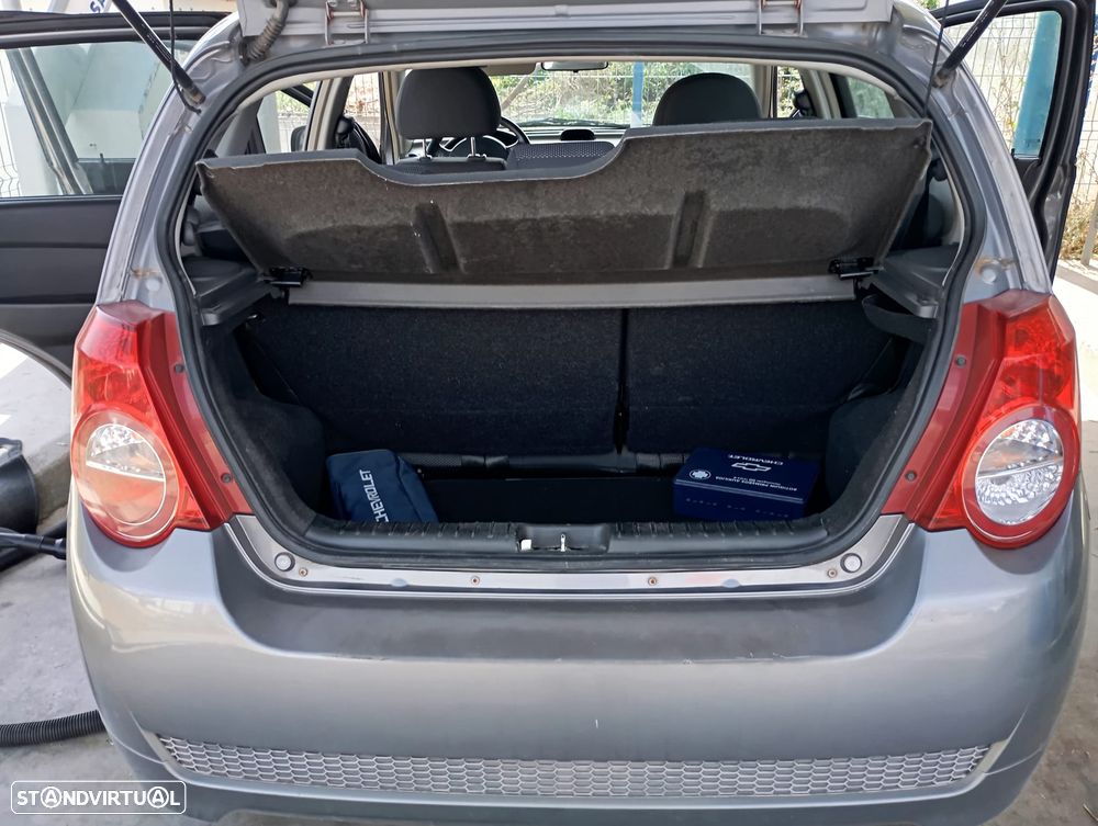 Chevrolet Aveo 1.2 L - 6