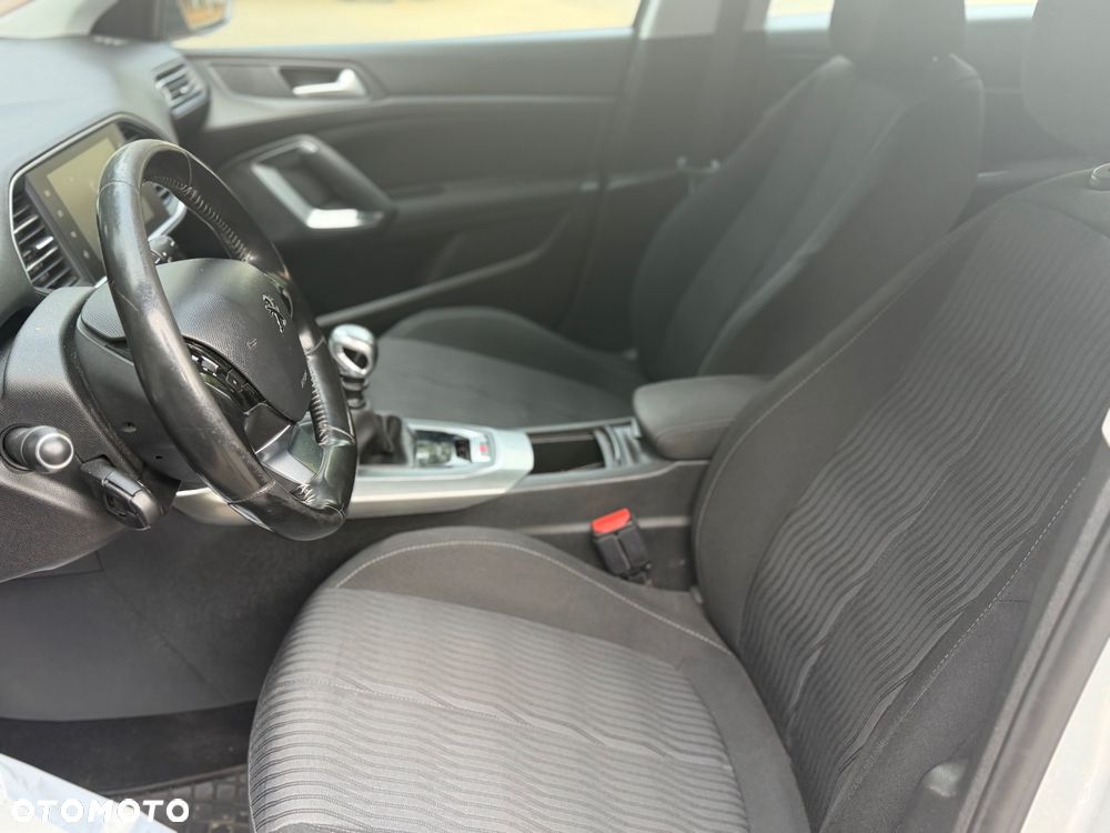Peugeot 308 BlueHDi 150 Stop & Start Allure - 12