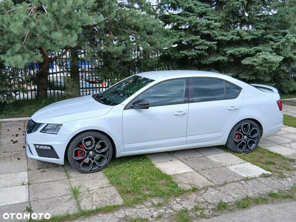Skoda Octavia 2.0 TSI RS 245 DSG - 1