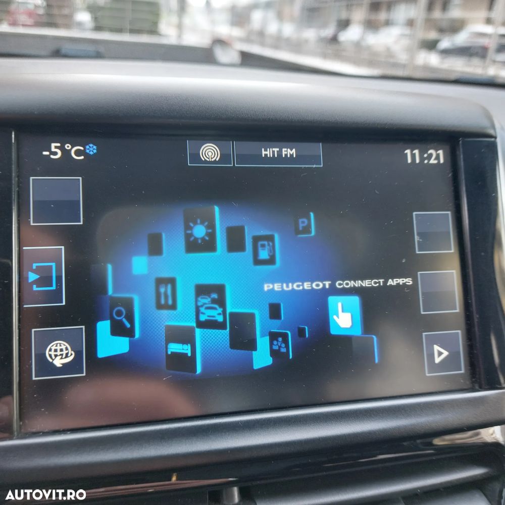 Peugeot 2008 PureTech 110 Stop&Start EAT6 Allure - 17