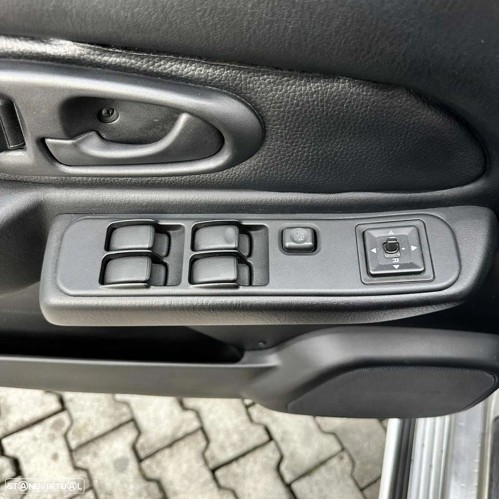 Mitsubishi L200 2.5 TD CD - 30