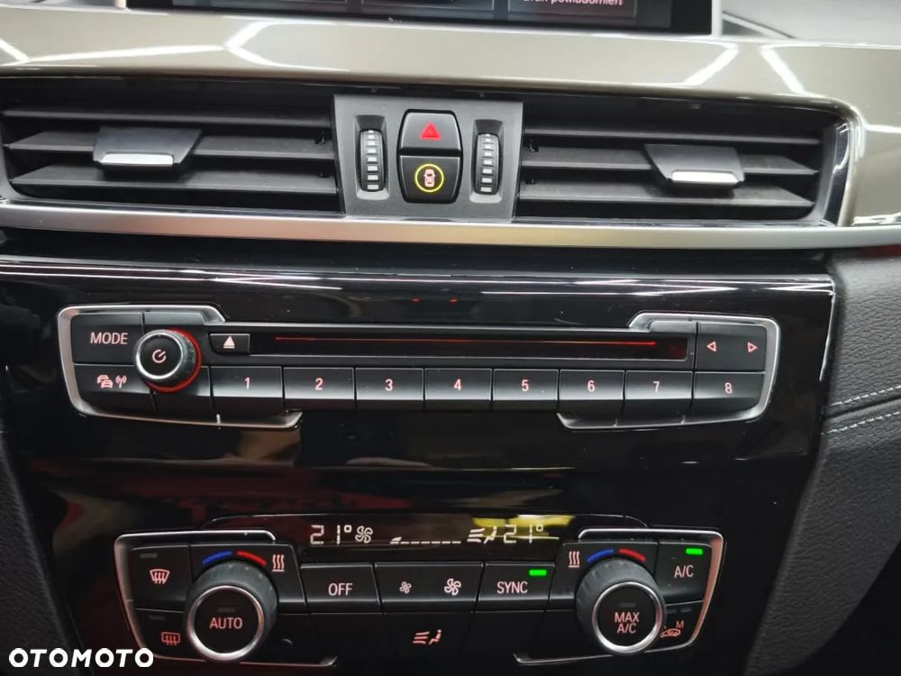 BMW X1 sDrive18d Business Edition sport - 28