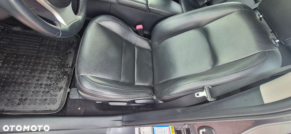 Lexus CT - 10