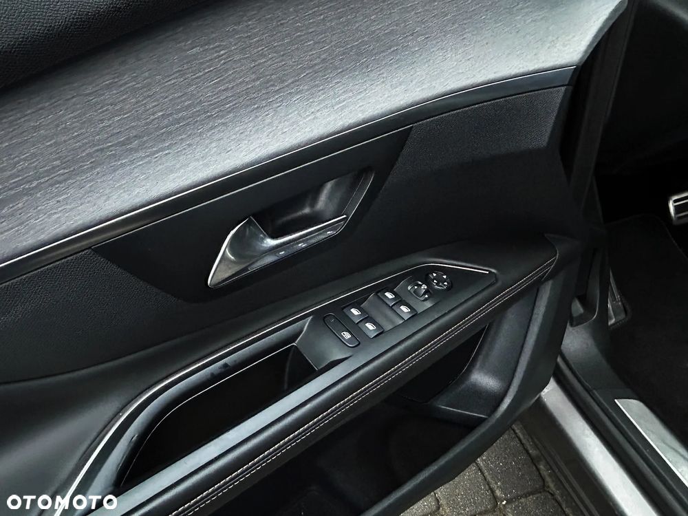 Peugeot 5008 2.0 BlueHDI GT S&S EAT8 - 23