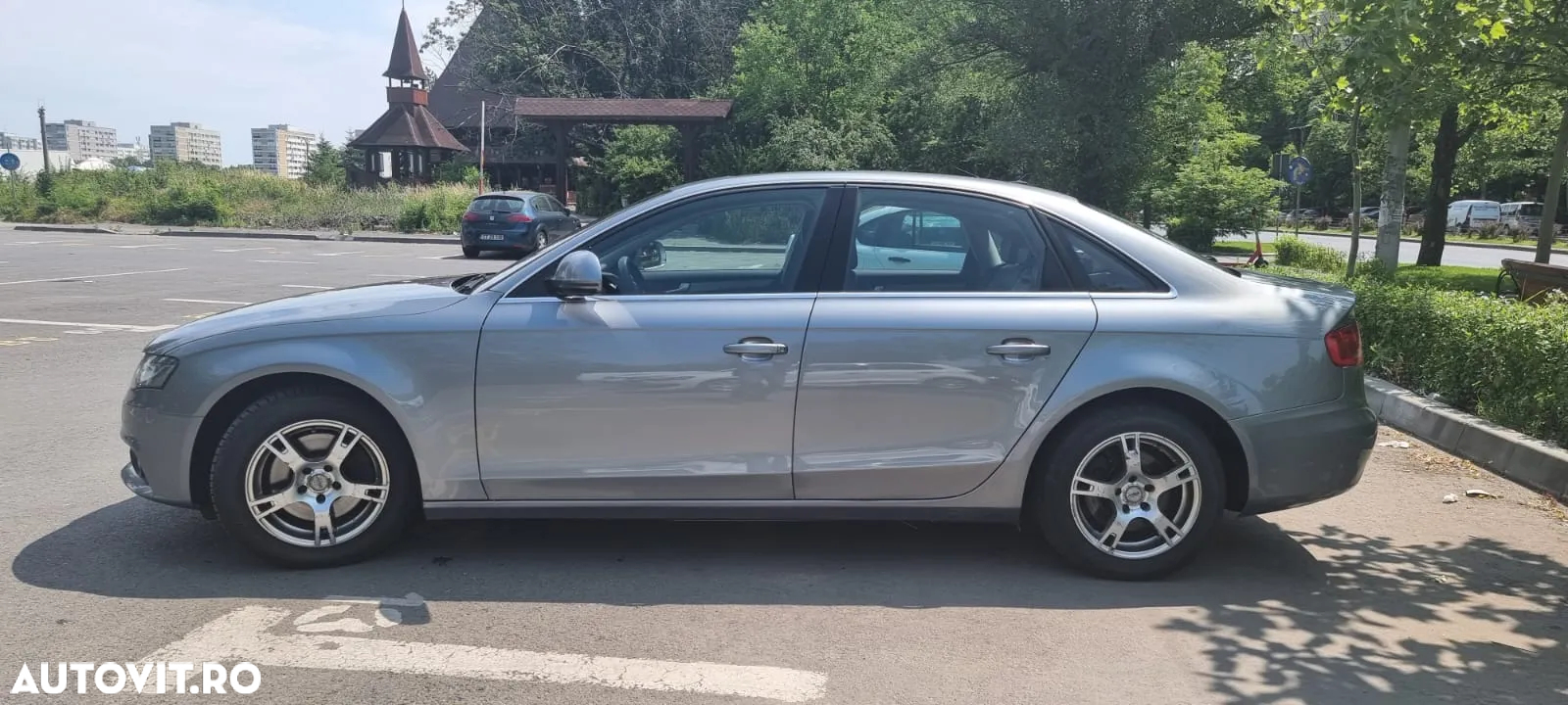 Audi A4 2.0 TDI B8 - 17