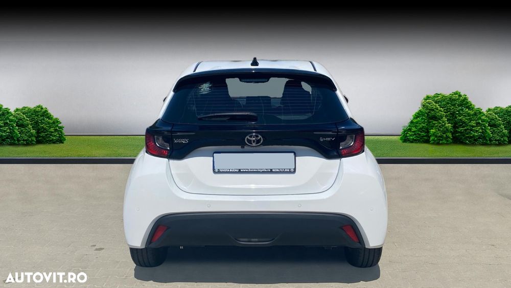 Toyota Yaris 1.5 VVT-i HSD Active - 4