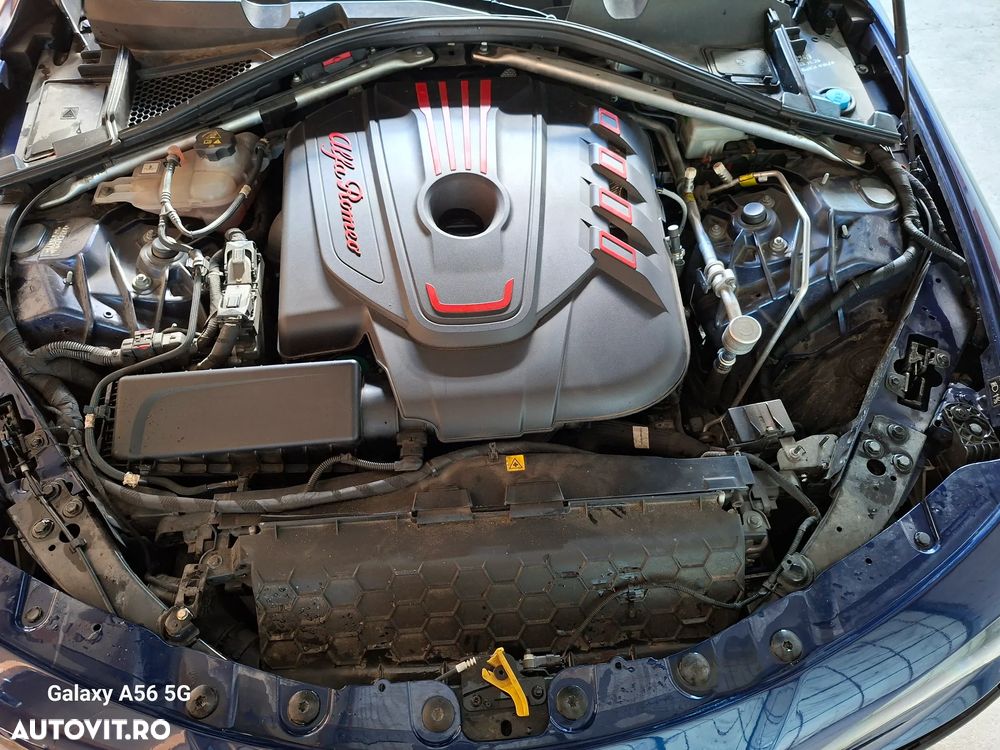 Alfa Romeo Giulia 2.2 - 30