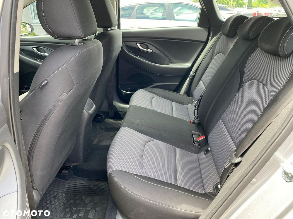 Hyundai i30 1.5 DPI Modern - 31