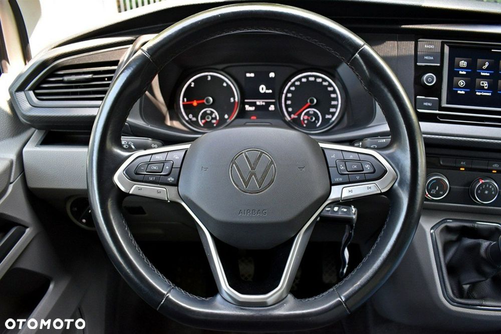 Volkswagen Transporter - 12