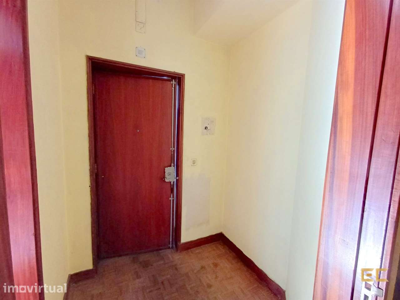 Apartamento T3 com Garagem - Abadias! - Grande imagem: 3/30