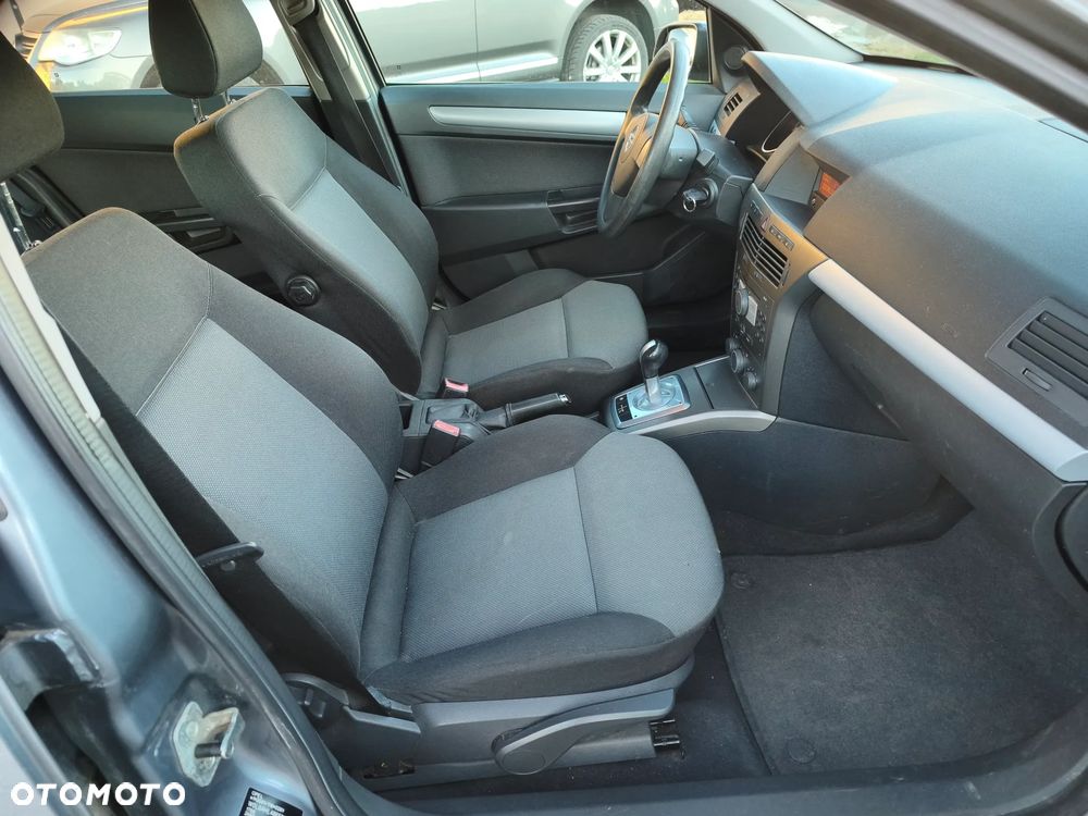 Opel Astra 1.6 Sport Easytronic - 14