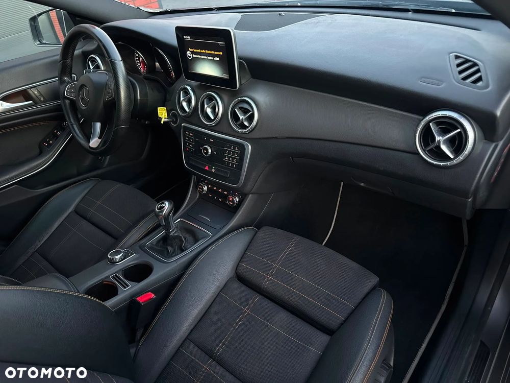 Mercedes-Benz CLA 180 d - 11