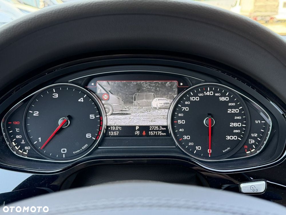 Audi A8 - 11