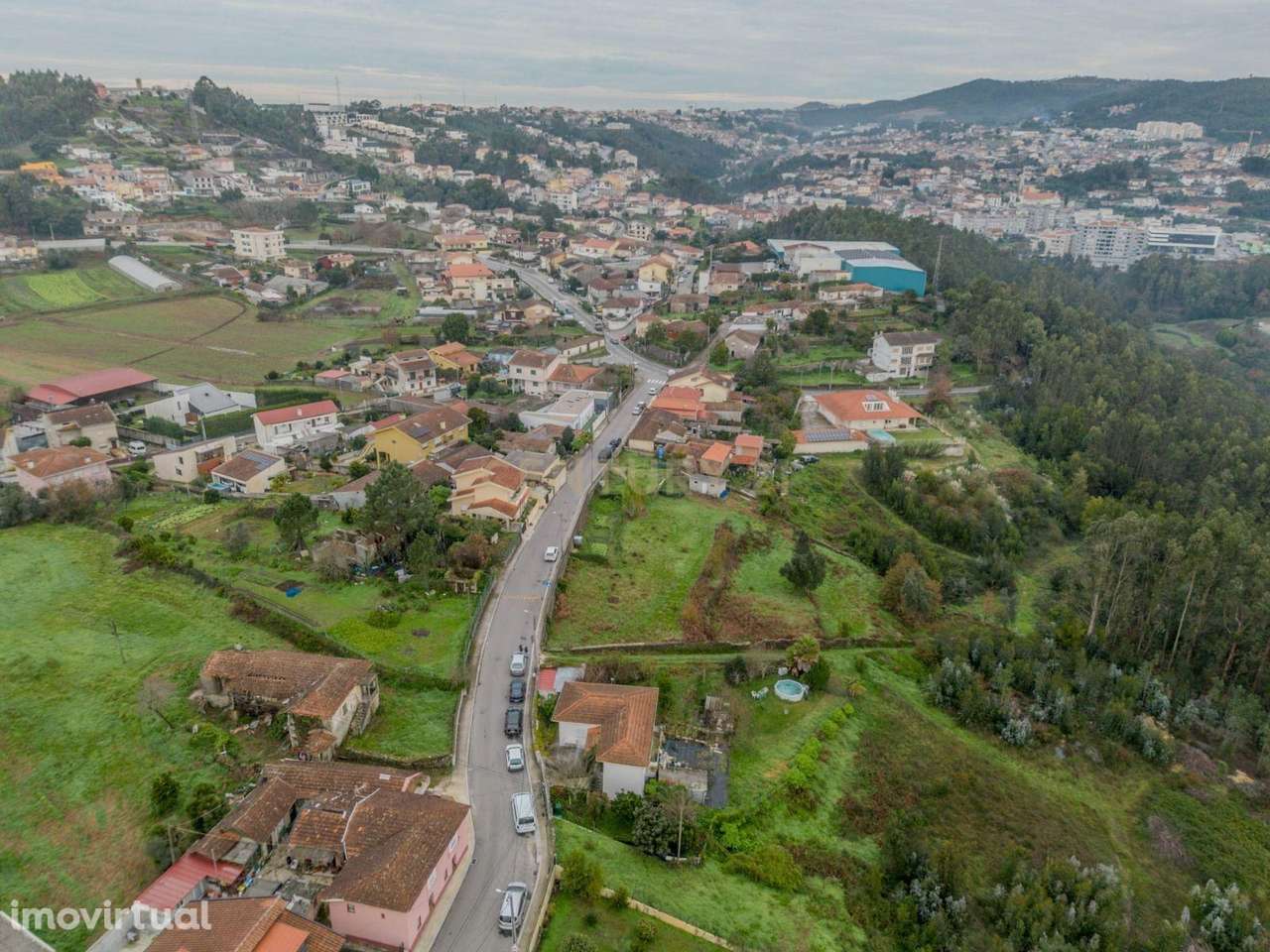 Terreno com capacidade construtiva de moradias uni/bifamiliares, em Sã - Grande imagem: 2/10