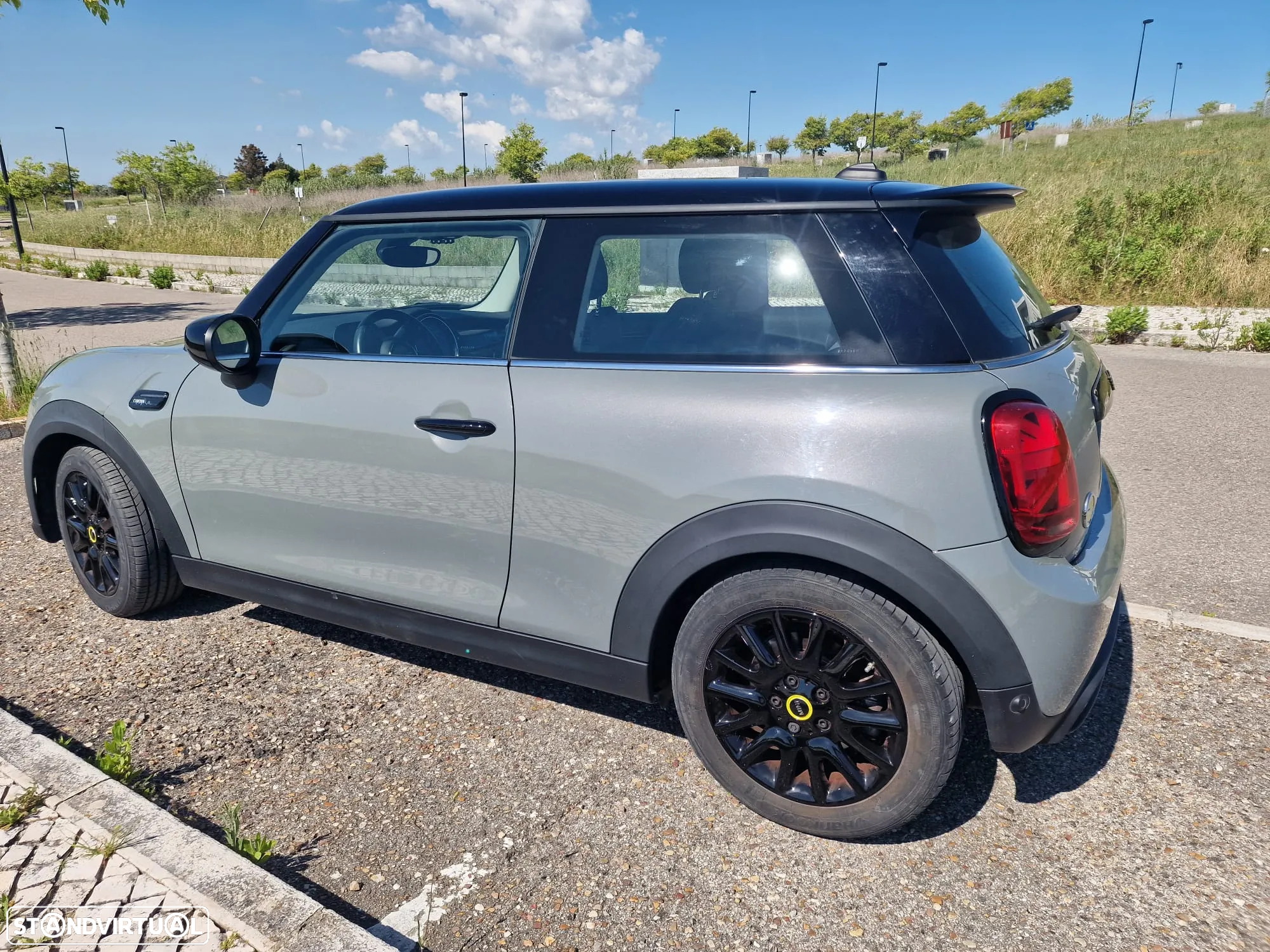 MINI 3 Portas Cooper SE Camden Edition - 25