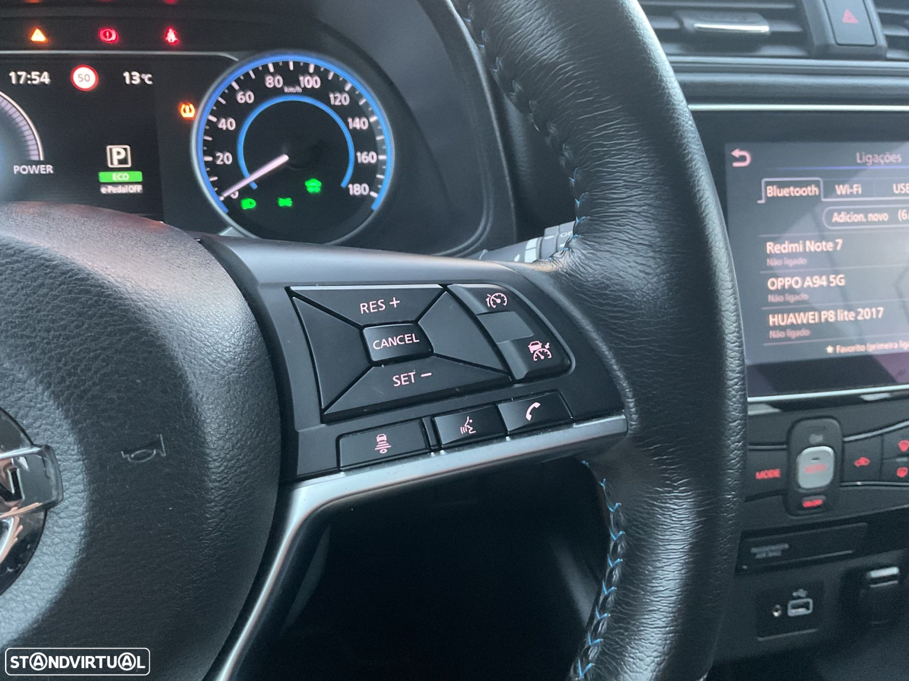 Nissan Leaf N-Connecta - 34