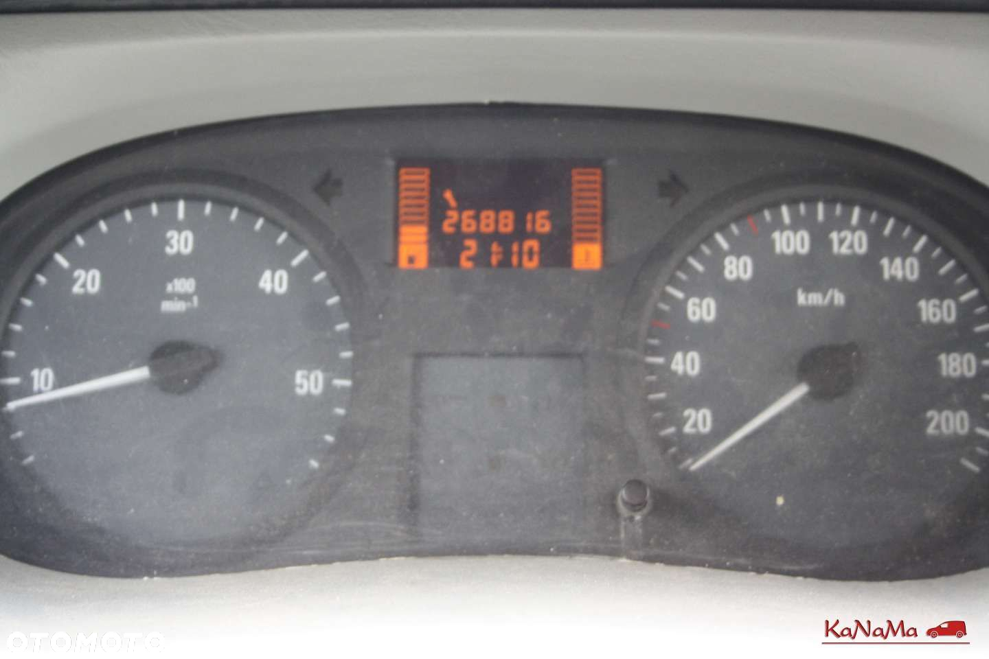 Opel Vivaro - 26