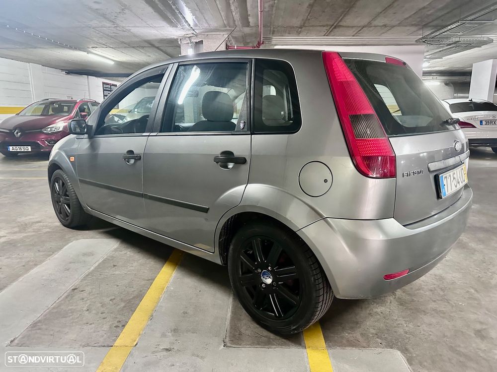 Ford Fiesta 1.4 Ghia - 3