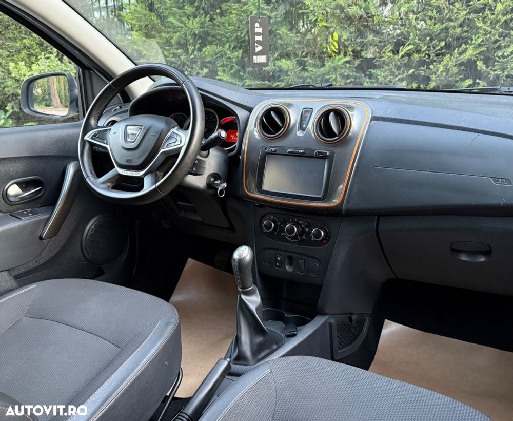 Dacia Sandero Stepway TCe 90 S&S Prestige - 27