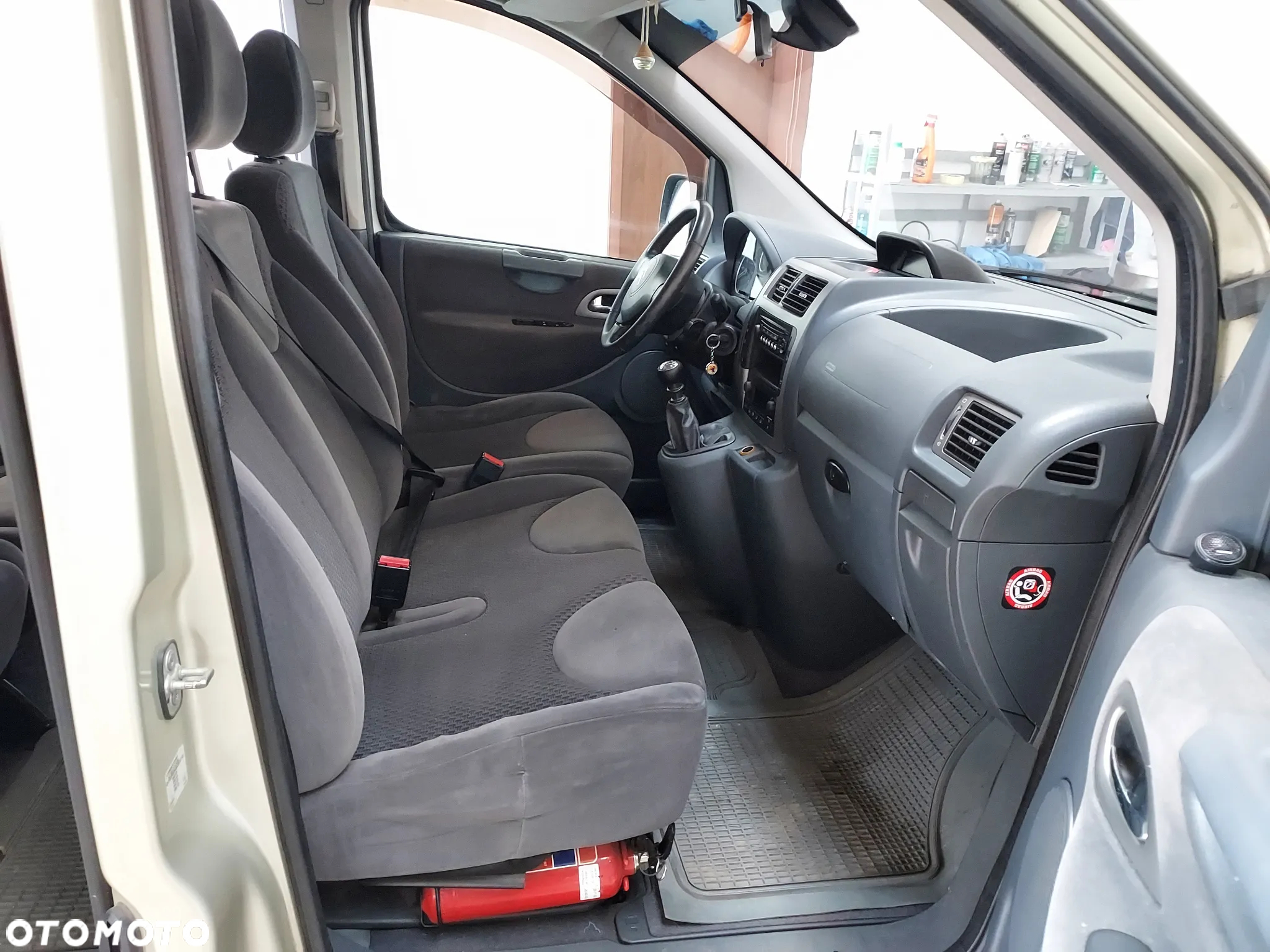 Citroën Jumpy Combi 2.0 HDi L2 Exclusive - 18