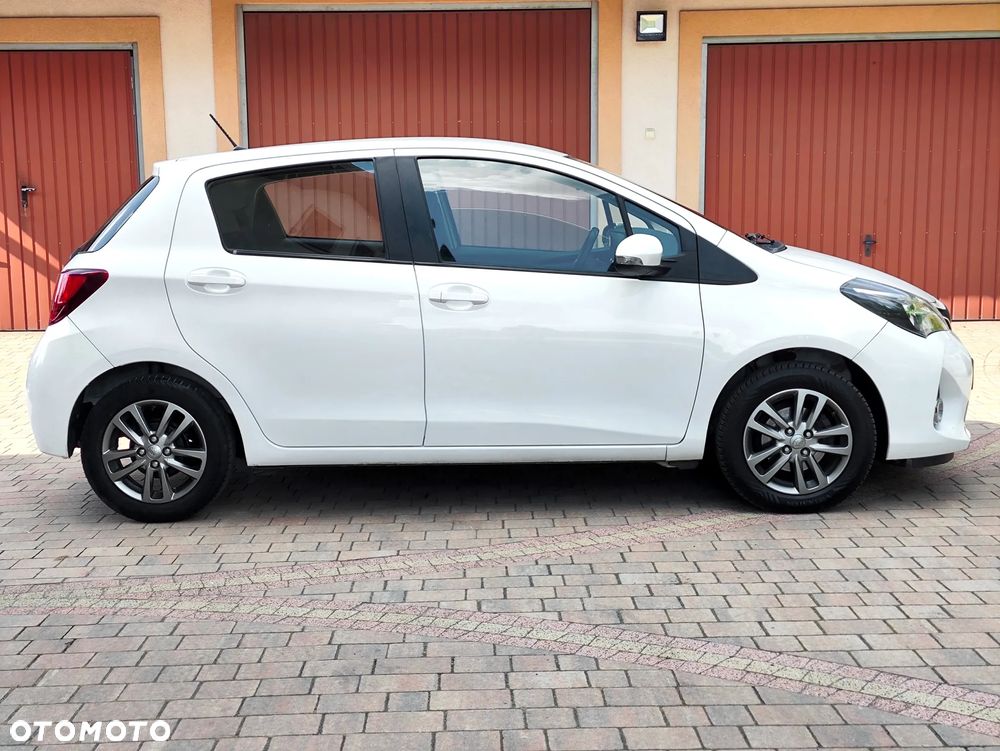Toyota Yaris 1.33 Premium - 13