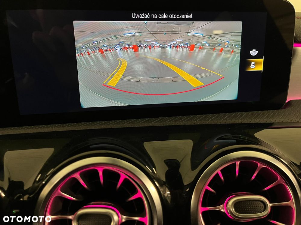 Mercedes-Benz CLA 250 4Matic 7G-DCT AMG Line - 23