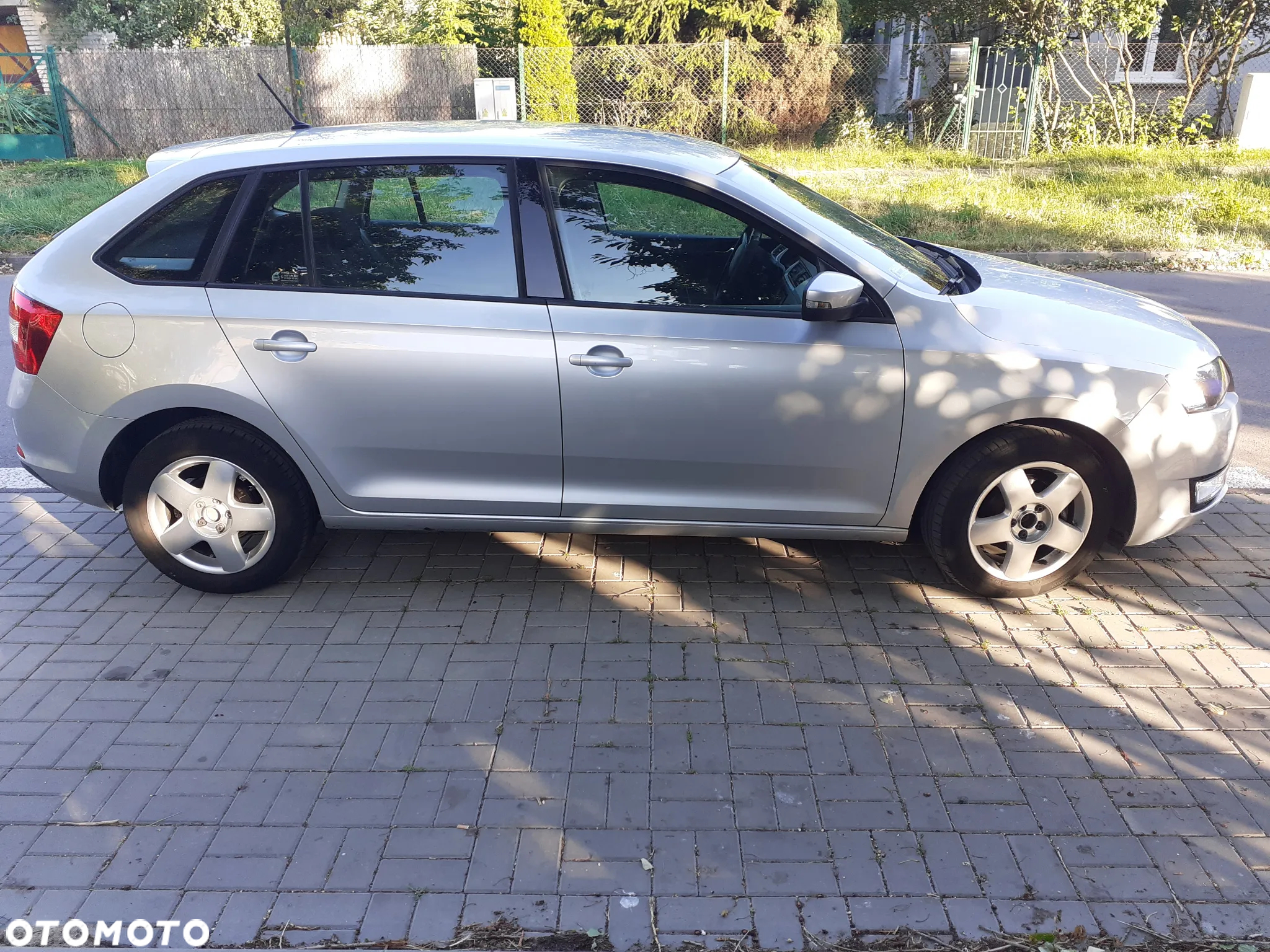 Skoda RAPID Spb 1.4 TDI DPF Ambition DSG - 4