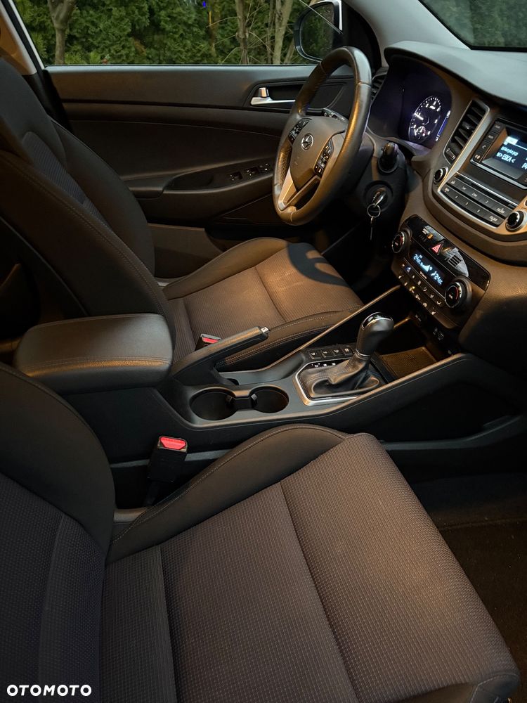 Hyundai Tucson - 2