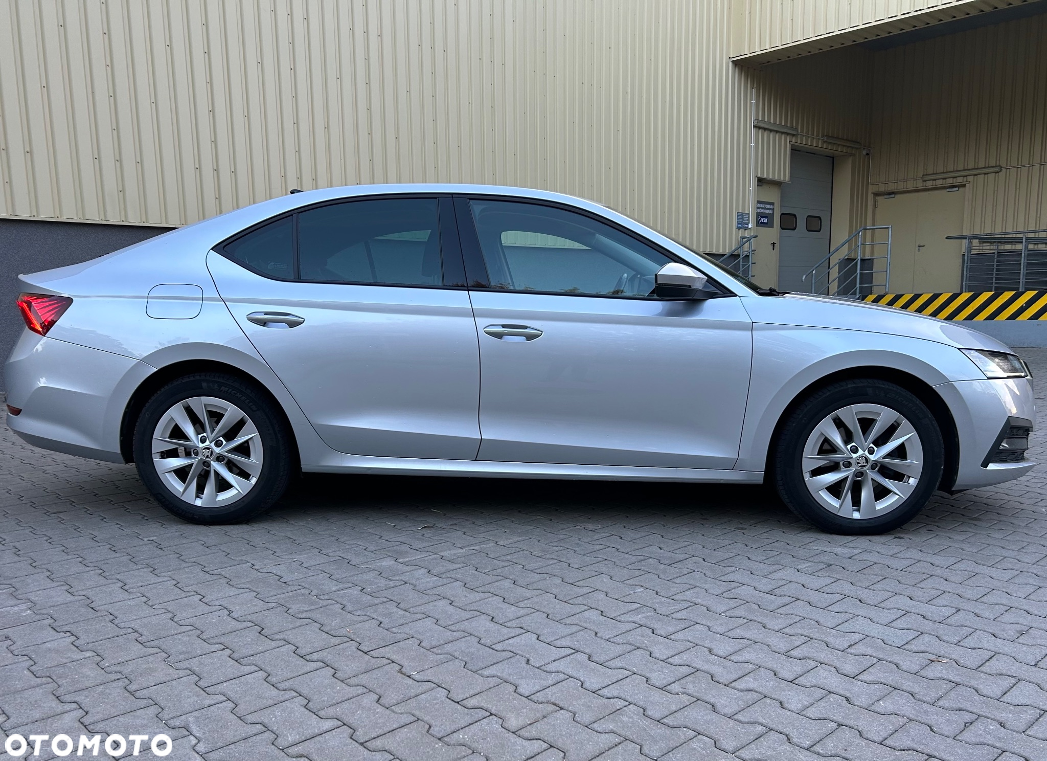 Skoda Octavia 2.0 TDI Ambition DSG - 8