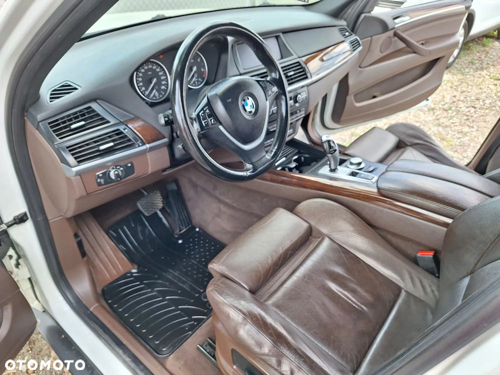 BMW X5 xDrive35d - 13
