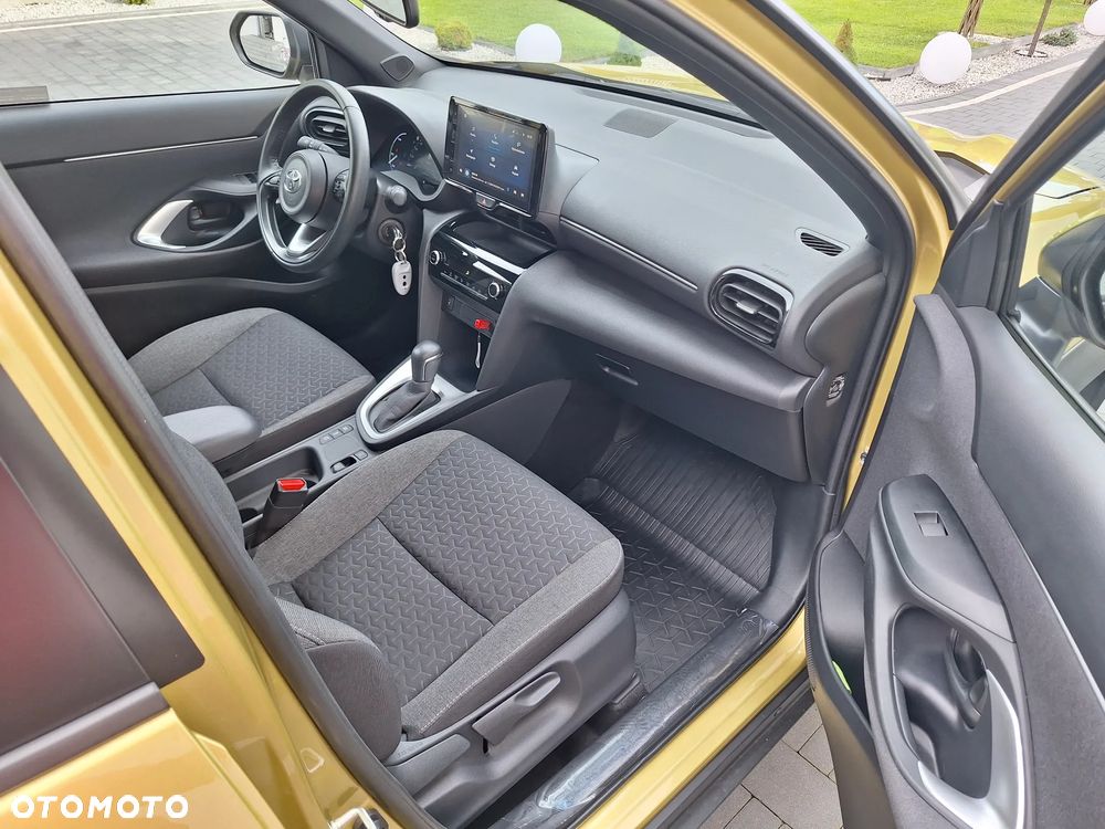Toyota Yaris Cross Hybrid 1.5 Comfort - 17