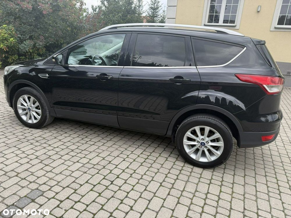 Ford Kuga 2.0 TDCi 2x4 Trend - 24