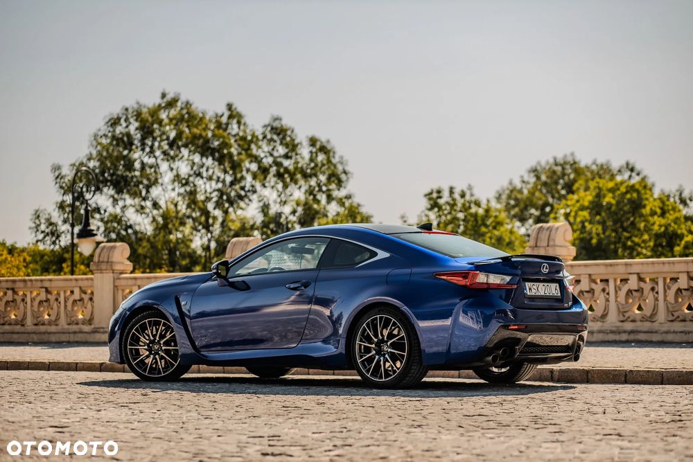 Lexus RC F Carbon - 6