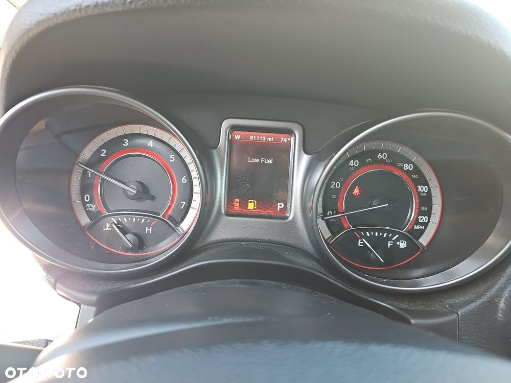 Dodge Journey - 12