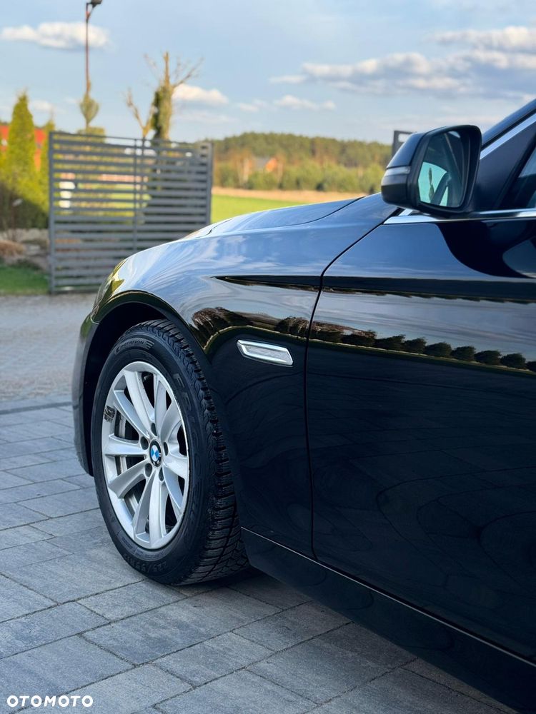 BMW Seria 5 520d - 30
