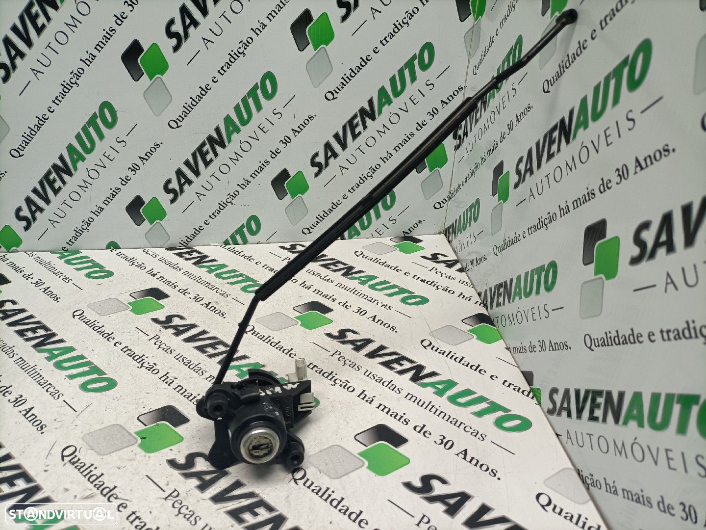 Interruptor / Switch / Botão Da Mala Bmw 3 (E46) - 1