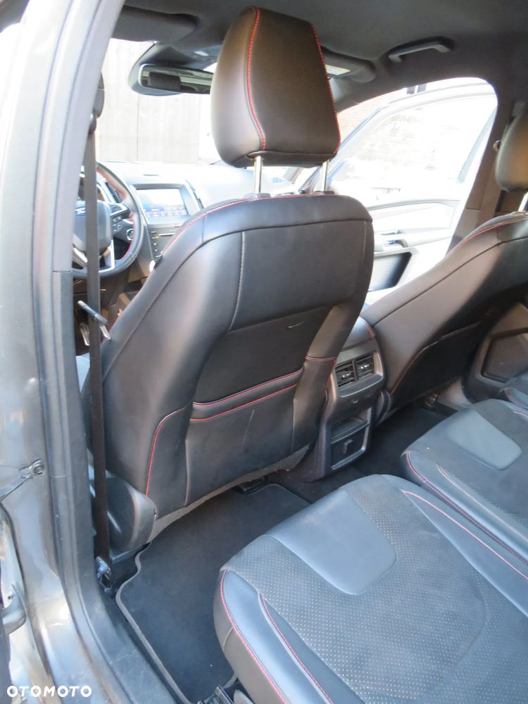 Ford S-Max 2.0 EcoBlue ST-Line - 36