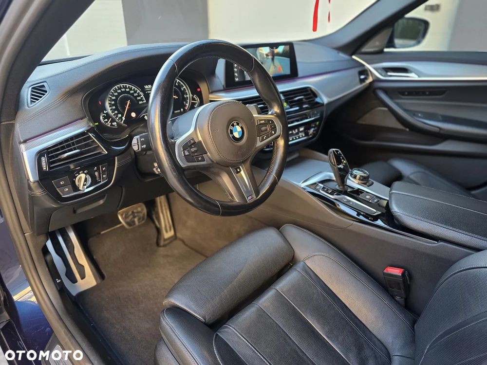 BMW Seria 5 540i xDrive M Sport sport - 32