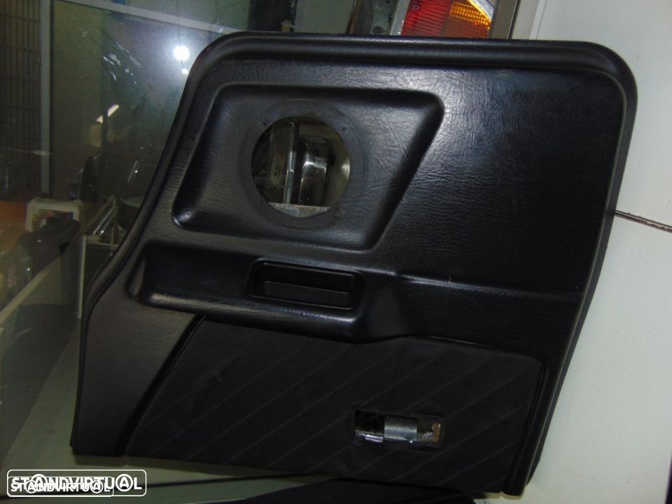 Audi 80 Avant carrinha - quartelas das portas da frente nuas mais de trás mais comandos de vidro eléctricos mais fechos e botões dos vidros eléctricos de trás - 8